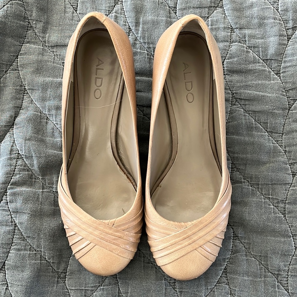 Aldo wedges
